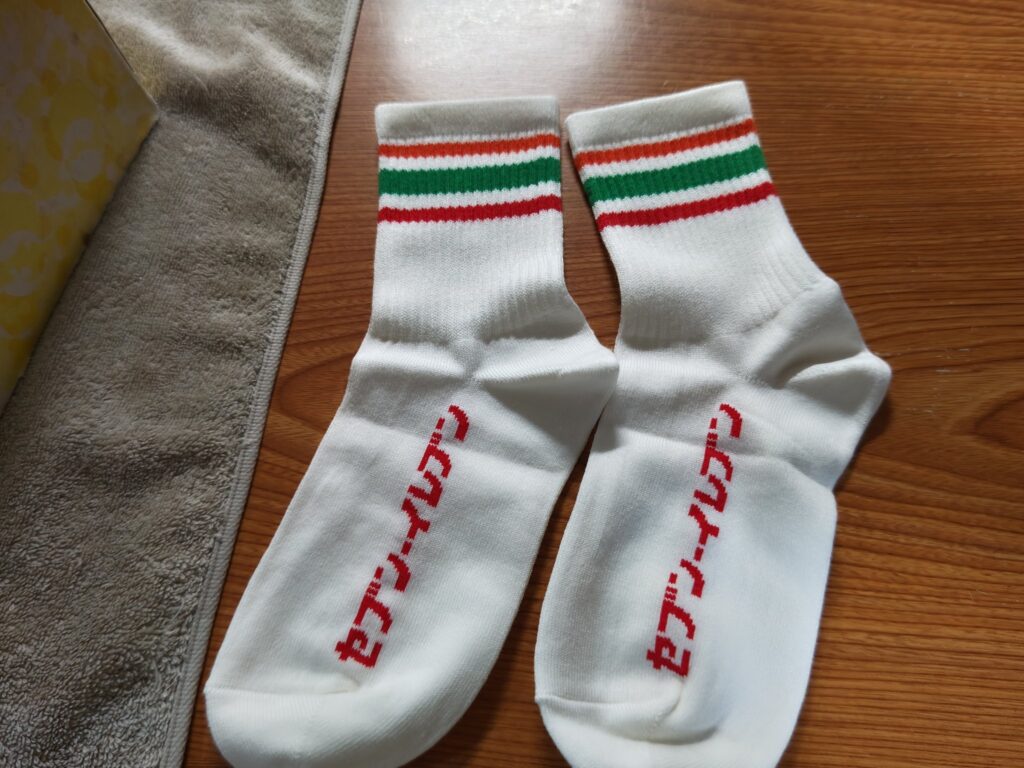 靴下急ぎ購入セブン