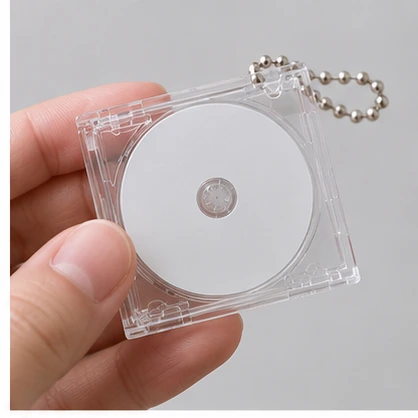 CDキーホルダー 100均 CD型のキーホルダーを飾る方法